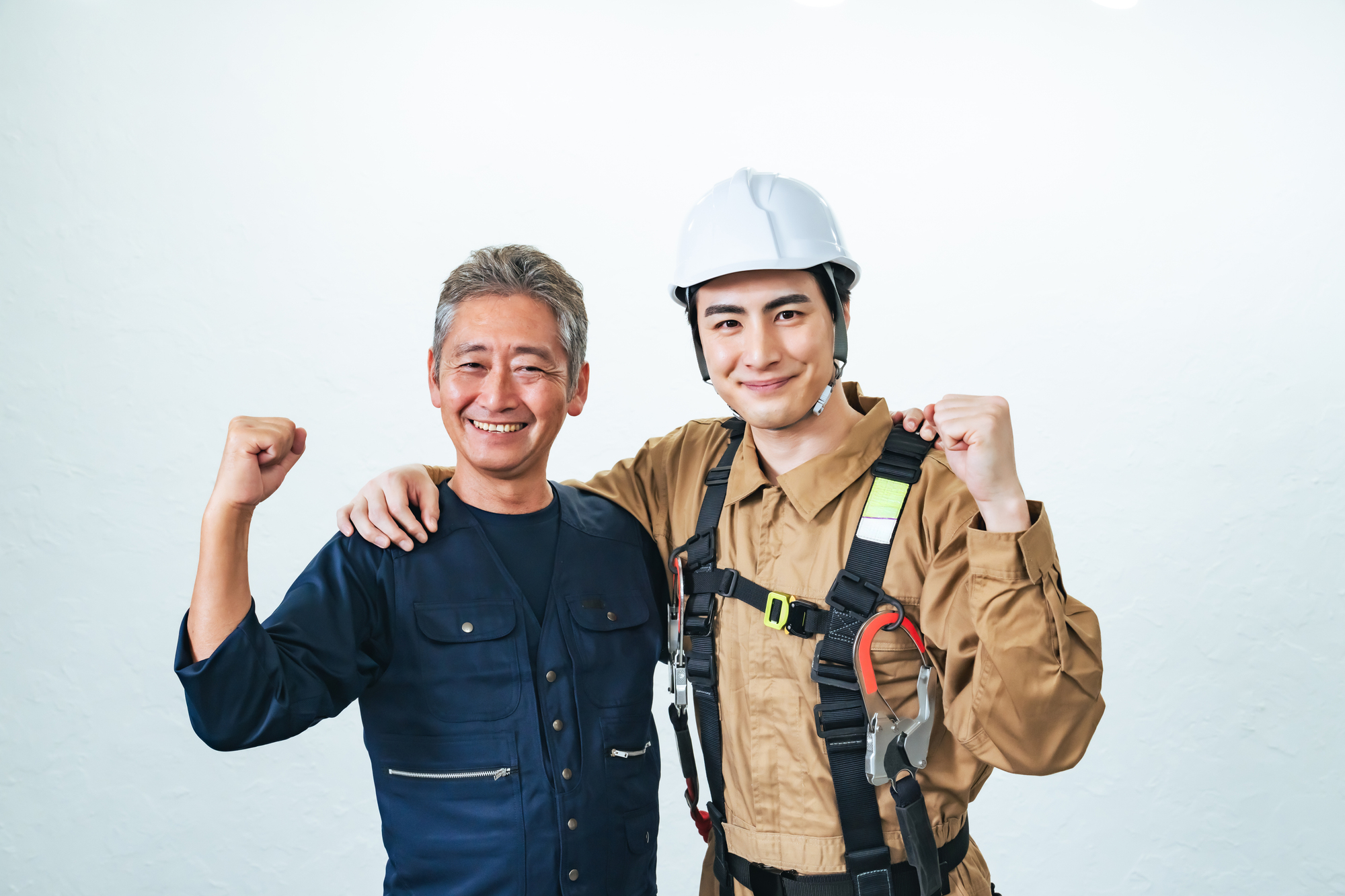肩を組む、協力会社
