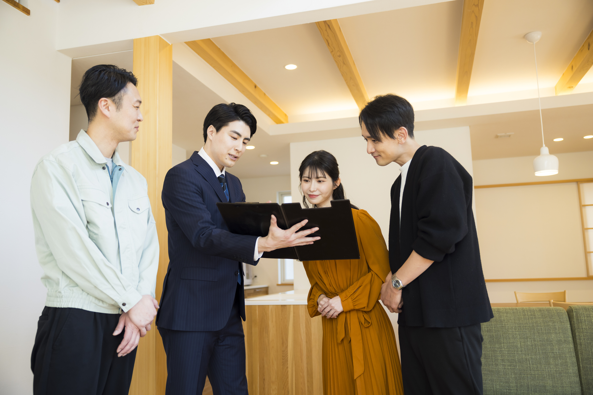 楽しく、誠実に接客する営業